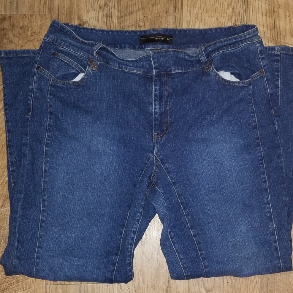 Women's flair lay blue jeans only worn twice